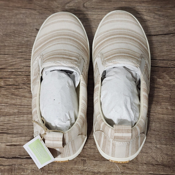 Taos Dandy Women's Casual Comfort Slip-On Shoes Sneakers Size 6 Beige - Picture 7 of 8